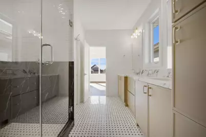 320 Laurel Curve, Golden Valley, MN 55426 - Photo 18