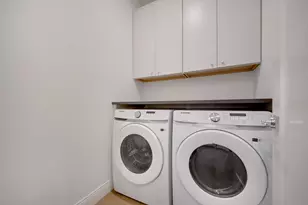 320 Laurel Curve, Golden Valley, MN 55426 - Photo 24