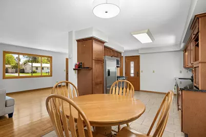 8332 Chicago Avenue S, Bloomington, MN 55420 - Photo 8
