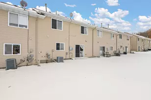 2750 Ridgeview Dr, Red Wing, MN 55066 - Photo 6