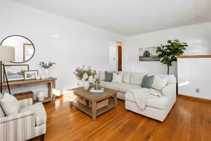 2245 Conway St, Saint Paul, MN 55119 - Photo 8