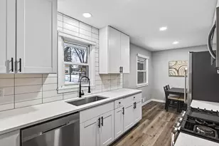 2013 Gettysburg Ave N, Golden Valley, MN 55427 - Photo 2