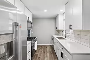 2013 Gettysburg Ave N, Golden Valley, MN 55427 - Photo 4