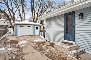 2013 Gettysburg Ave N, Golden Valley, MN 55427 - Photo 20