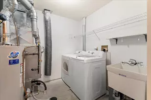 535 Lovell Ave, Roseville, MN 55113 - Photo 24