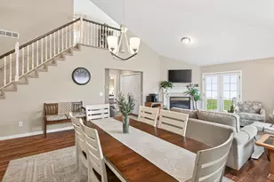 2905 Devonshire Cir, Woodbury, MN 55125 - Photo 6