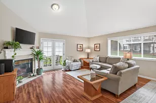 2905 Devonshire Cir, Woodbury, MN 55125 - Photo 1