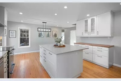 3424 Roosevelt Street NE, Saint Anthony, MN 55418 - Photo 8