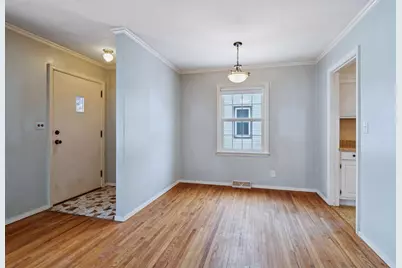 6812 Vincent Avenue S, Richfield, MN 55423 - Photo 10
