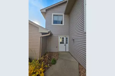 8864 Cottonwood Lane N, Maple Grove, MN 55369 - Photo 10