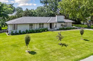 14 Woodland Rd, Edina, MN 55424 - Photo 64