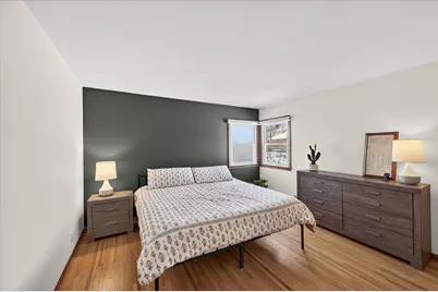 10319 Nicollet Avenue S, Bloomington, MN 55420 - Photo 10