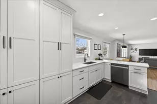 10319 Nicollet Ave S, Bloomington, MN 55420 - Photo 2