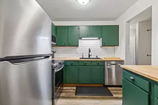 3850 Plymouth Blvd, Plymouth, MN 55446 - Photo 4