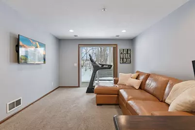 1968 Lincoln Lane, Chanhassen, MN 55317 - Photo 30