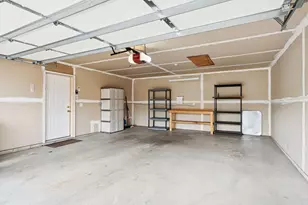 6109 Creekview Ln N, Brooklyn Park, MN 55443 - Photo 24