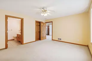 6109 Creekview Ln N, Brooklyn Park, MN 55443 - Photo 12