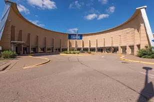 6109 Creekview Ln N, Brooklyn Park, MN 55443 - Photo 30