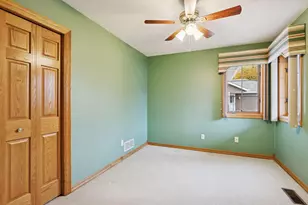 6109 Creekview Ln N, Brooklyn Park, MN 55443 - Photo 20