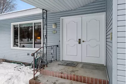 2830 Juniper Street S, Cambridge, MN 55008 - Photo 4