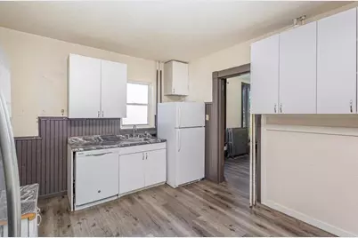 808 9th Avenue E, Menomonie, WI 54751 - Photo 8