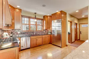 2012 W Laurel Ave, Minneapolis, MN 55405 - Photo 10