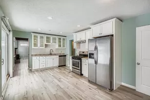 2922 Simpson St, Roseville, MN 55113 - Photo 12