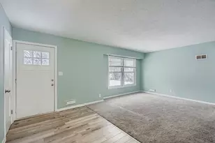 2922 Simpson St, Roseville, MN 55113 - Photo 8