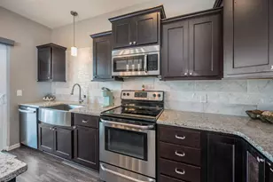 612 Tranquility Trail, Mankato, MN 56001 - Photo 6