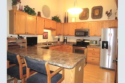 15157 Patricia Court, Eden Prairie, MN 55346 - Photo 4