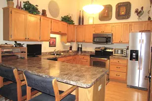 15157 Patricia Ct, Eden Prairie, MN 55346 - Photo 4