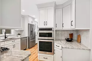 2129 Stanford Ave, Saint Paul, MN 55105 - Photo 10