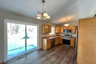 5225 Logan St SE, Rochester, MN 55904 - Photo 8