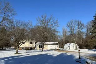 5225 Logan St SE, Rochester, MN 55904 - Photo 2