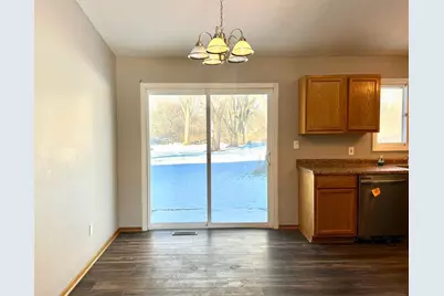 5225 Logan Street SE, Rochester, MN 55904 - Photo 10