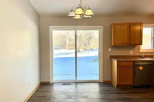 5225 Logan St SE, Rochester, MN 55904 - Photo 10