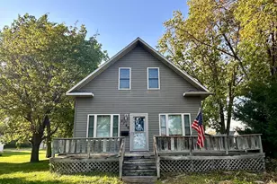 514 St Olaf Ave N, Canby, MN 56220 - Photo 2