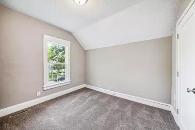 2433 16th Avenue S, Minneapolis, MN 55404 - Photo 4