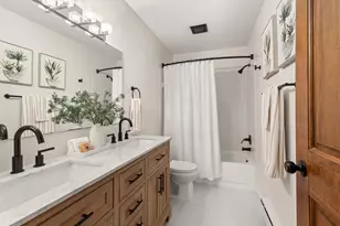 2240 Ridge Dr, Saint Louis Park, MN 55416 - Photo 14