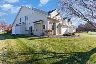 17410 Gettysburg Way, Lakeville, MN 55044 - Photo 2