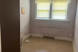 605 S 12th St, Olivia, MN 56277 - Photo 12