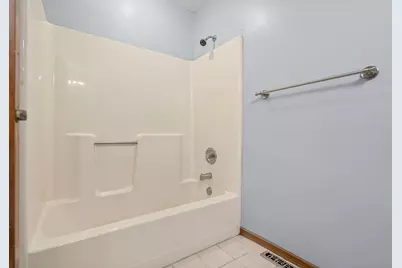 2730 Evergreen Circle, White Bear Lake, MN 55110 - Photo 38