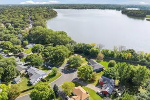 15637 91st Ave N, Maple Grove, MN 55369 - Photo 4