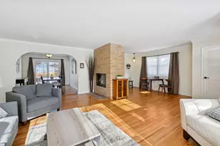 1717 Yorkshire Ave, Saint Paul, MN 55116 - Photo 4