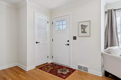 1717 Yorkshire Avenue, Saint Paul, MN 55116 - Photo 2