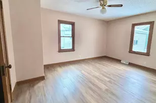 1099 Gale St, Winona, MN 55987 - Photo 12