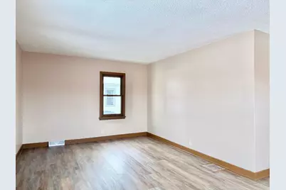 1099 Gale Street, Winona, MN 55987 - Photo 4