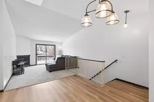 14025 44th Pl N, Plymouth, MN 55446 - Photo 10