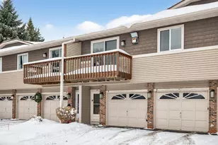 14025 44th Pl N, Plymouth, MN 55446 - Photo 2