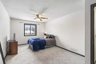 14025 44th Pl N, Plymouth, MN 55446 - Photo 22